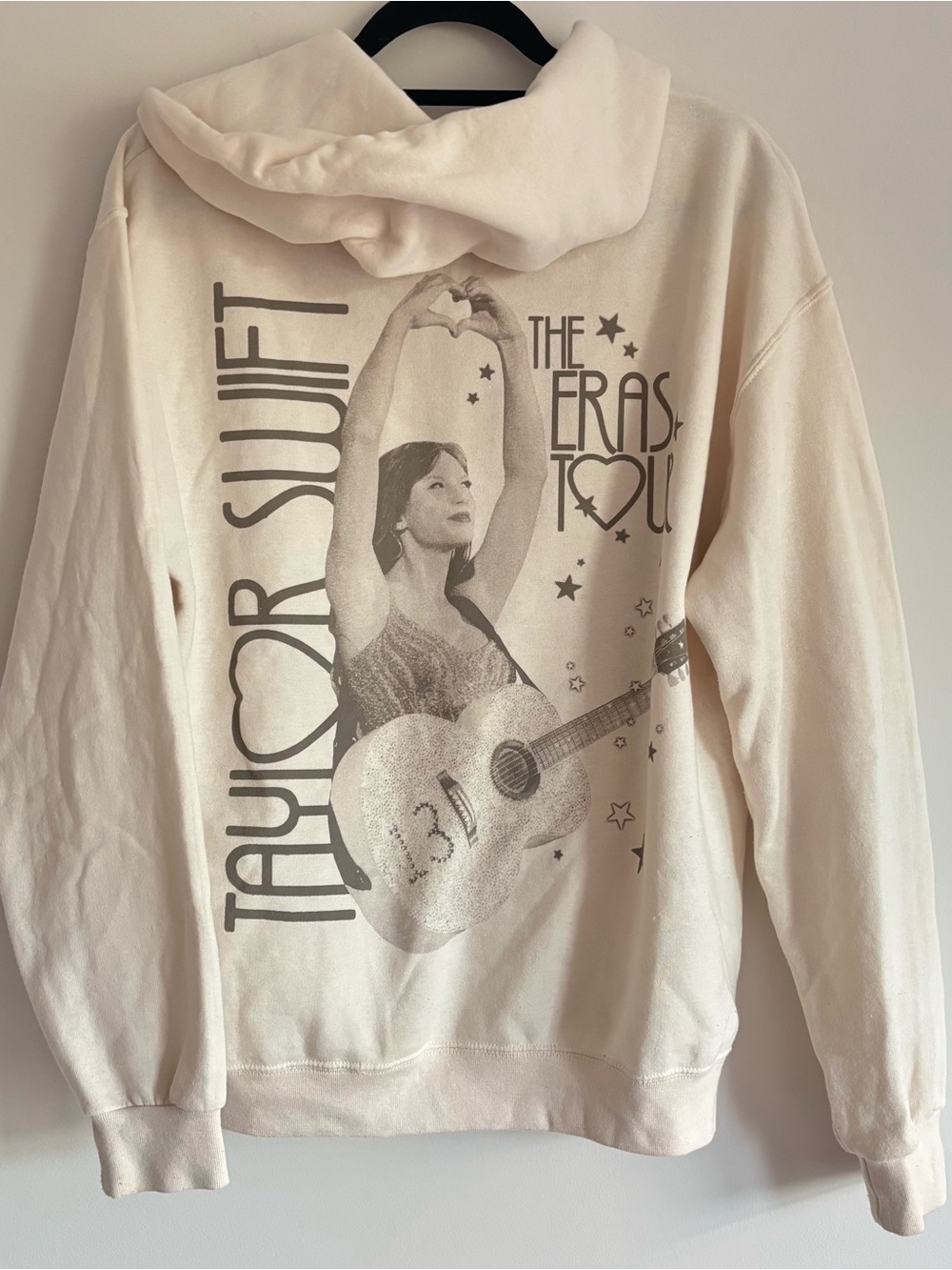 Taylor Swift Eras Tour Cream Off White Fearless Hand Heart Hoodie Size Medium